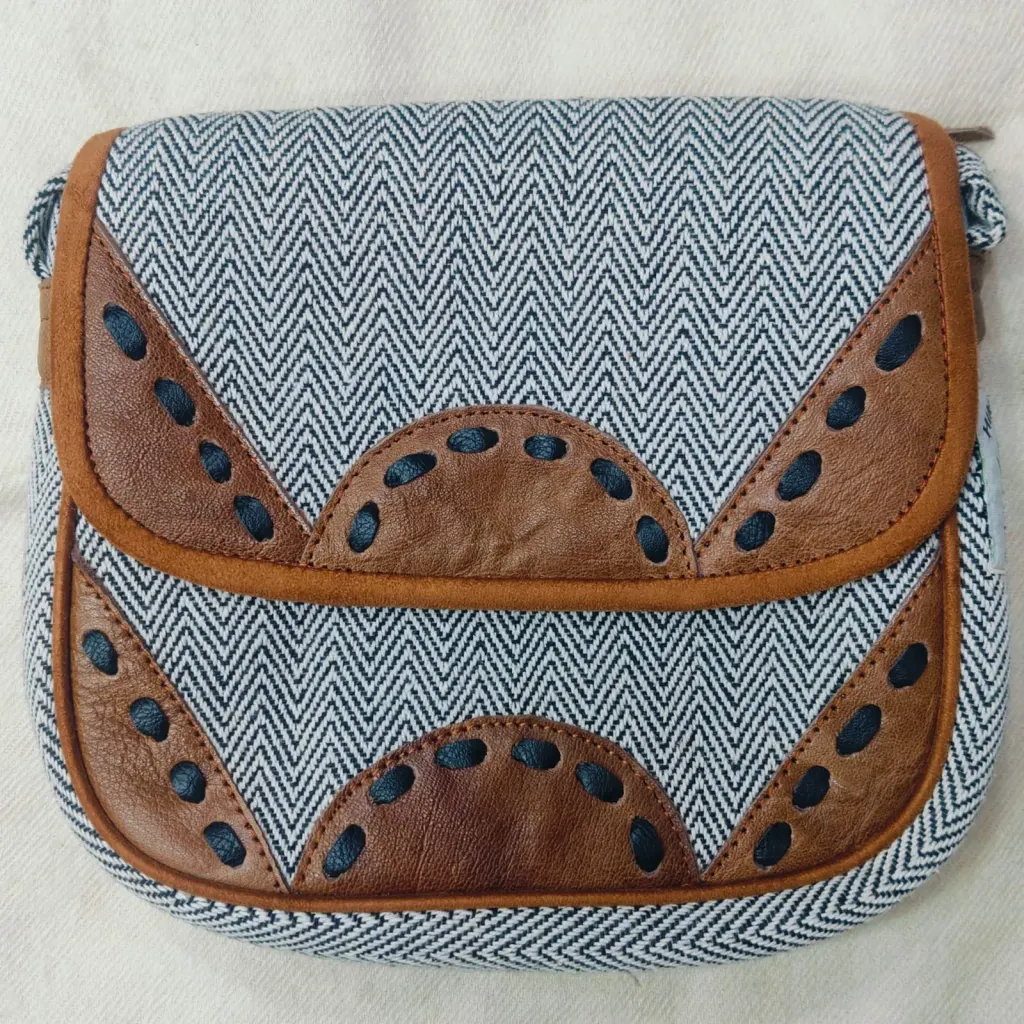 Hemp side bag – Colour no.8
