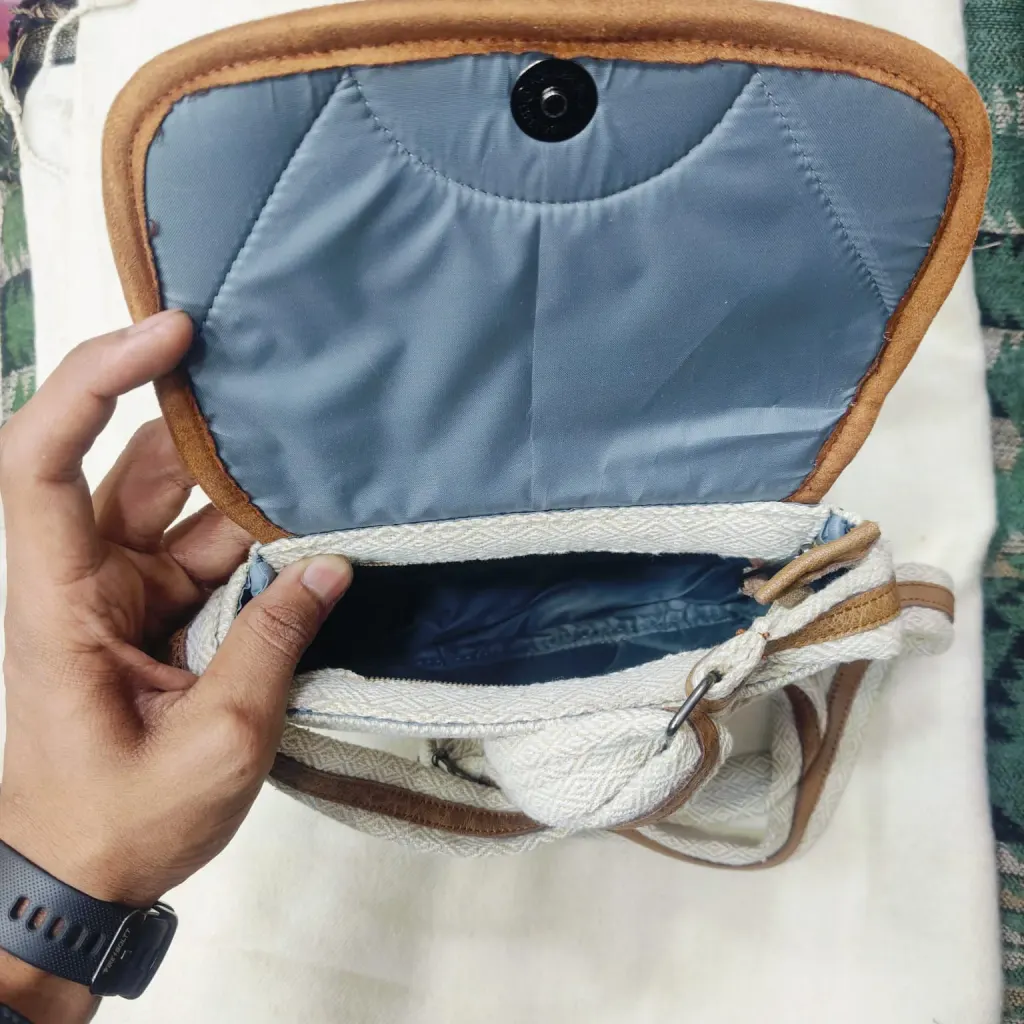 Hemp side bag – Top view