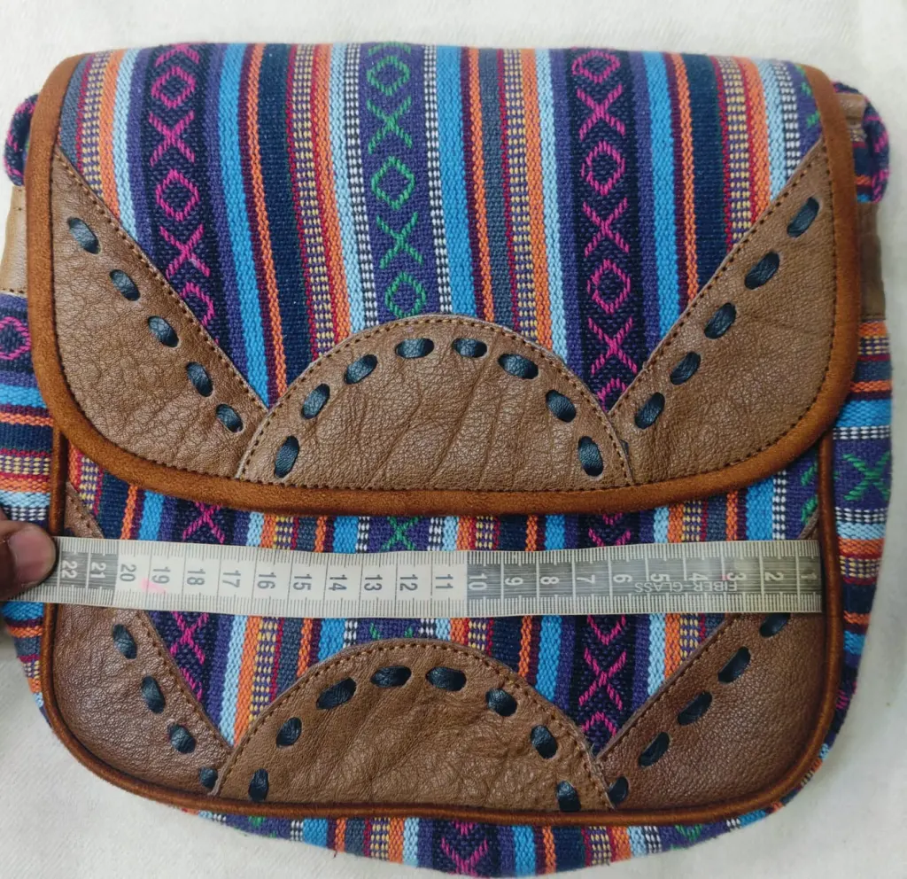Hemp side bag – Size no.2 – Height:22cm