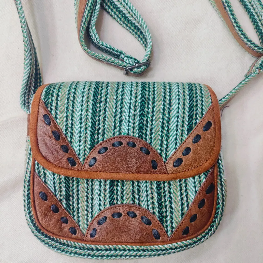 Hemp side bag – Colour no.1