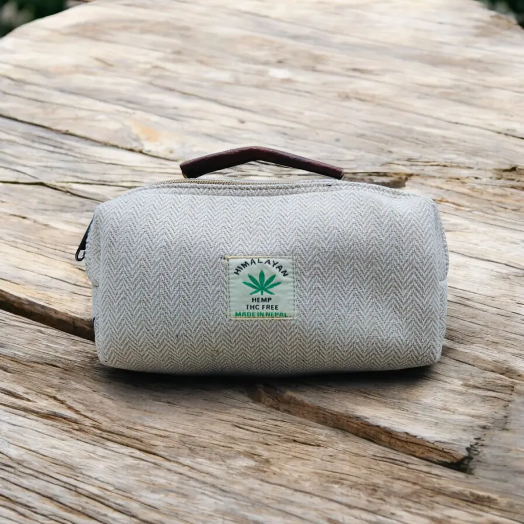 Himalayan Hemp Makeup Pouch – Natural – Why Choose Our Natural Hemp Makeup Pouch?
