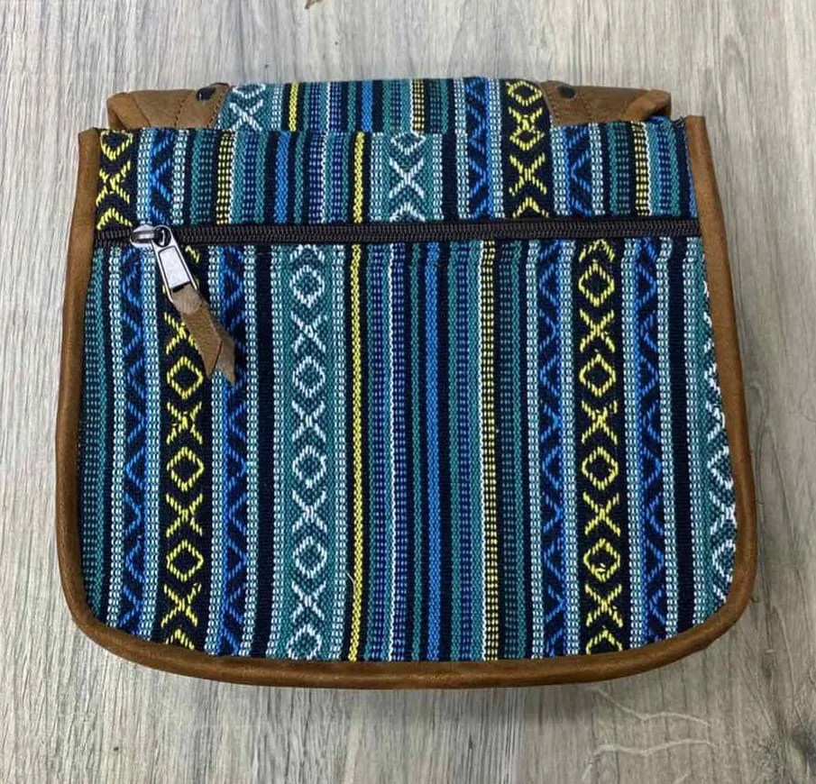 Ladies crossbody bag – Available Views of the side bag