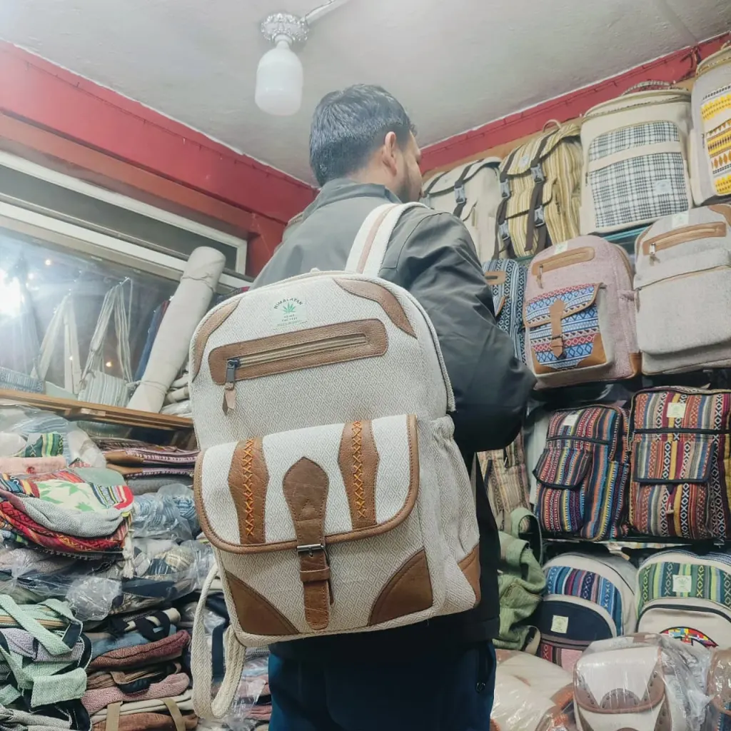 Hemp bagpack leather crafted
